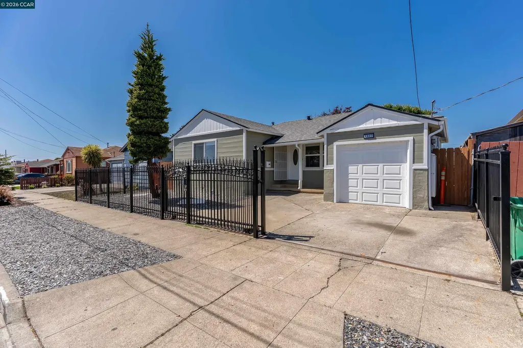 1927 Visalia Avenue Richmond CA 94801
