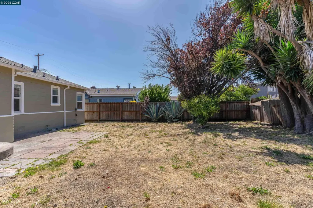 1927 Visalia Avenue Richmond CA 94801
