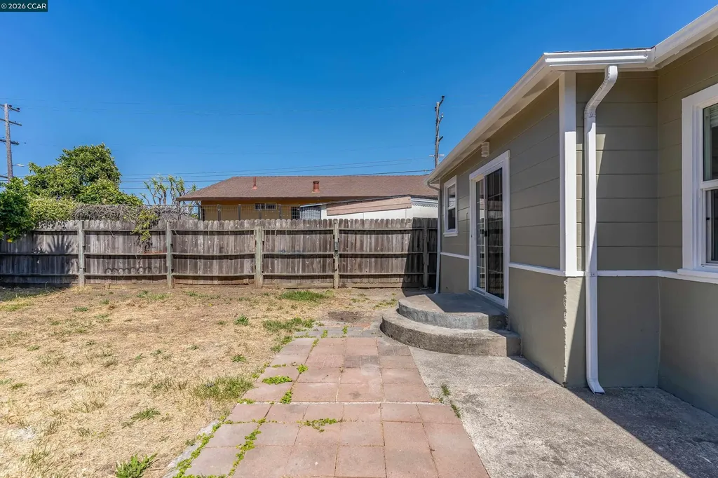 1927 Visalia Avenue Richmond CA 94801