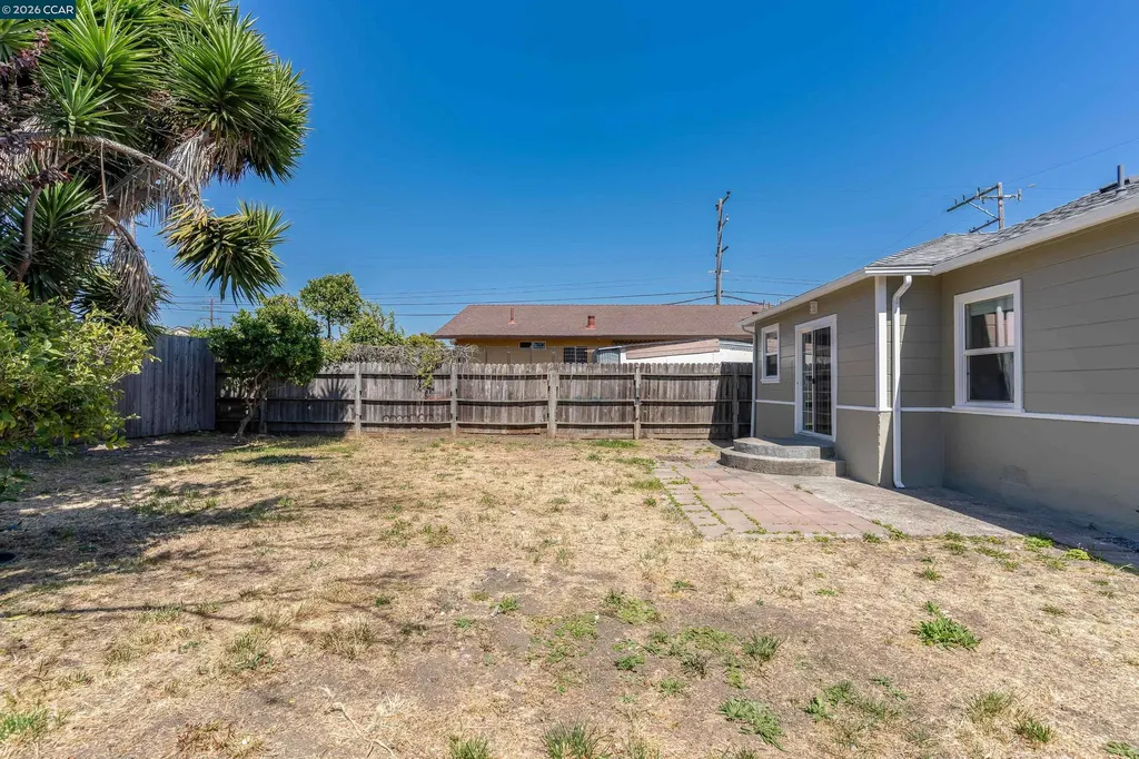 1927 Visalia Avenue Richmond CA 94801