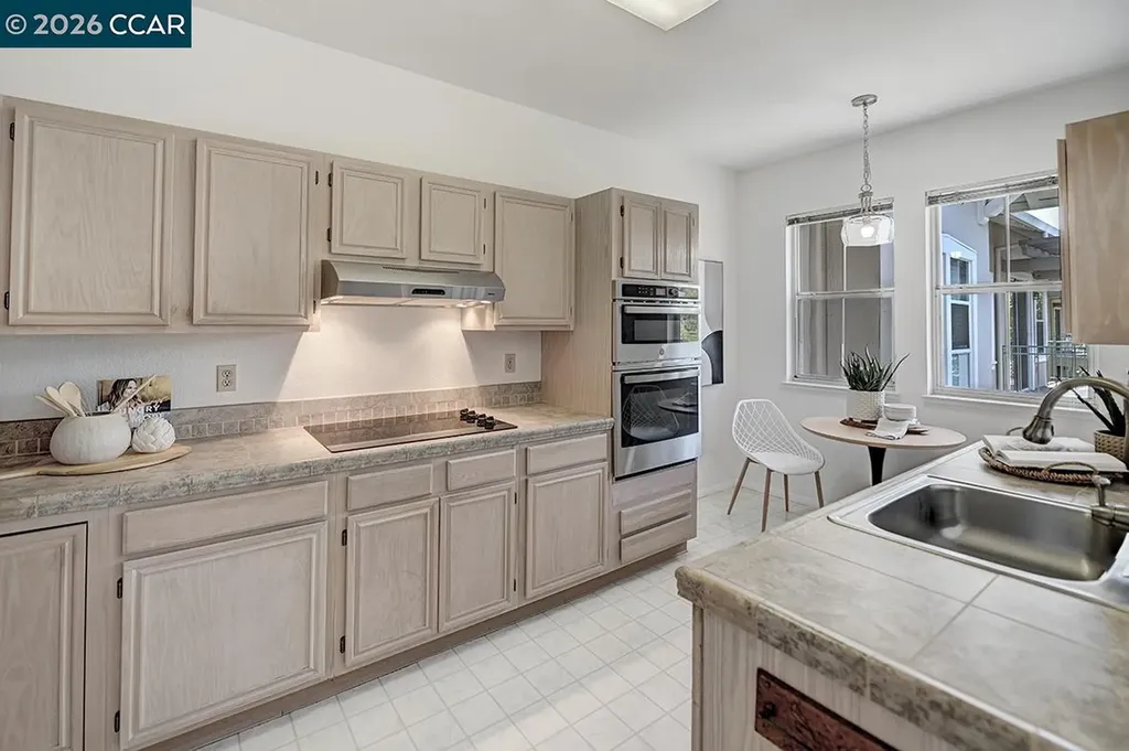 1860 Tice Creek Drive Walnut Creek CA 94595