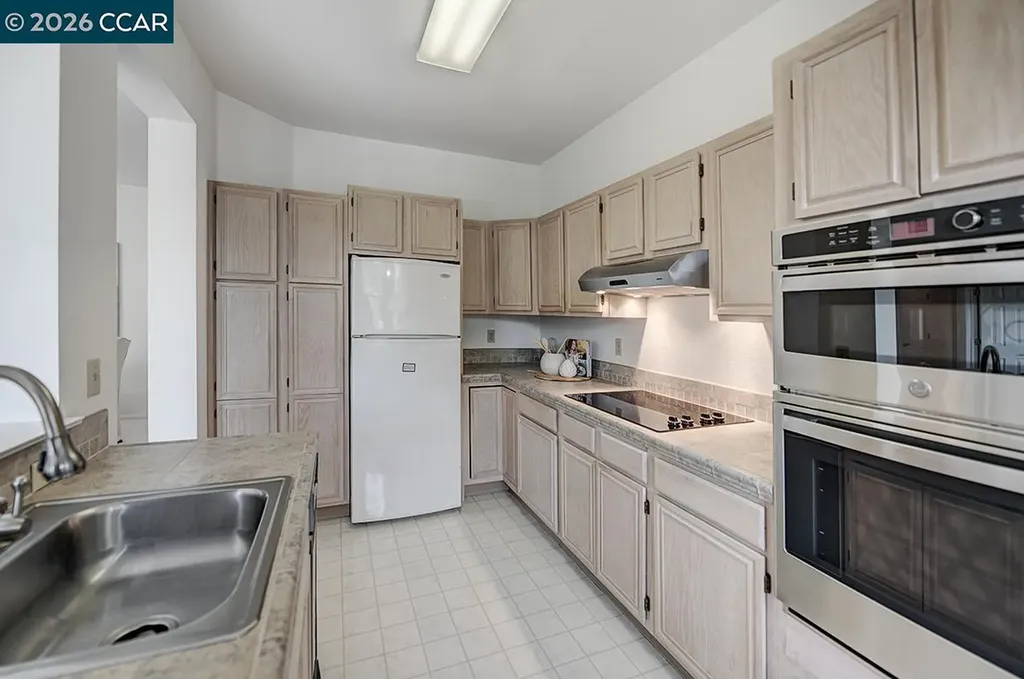 1860 Tice Creek Drive Walnut Creek CA 94595