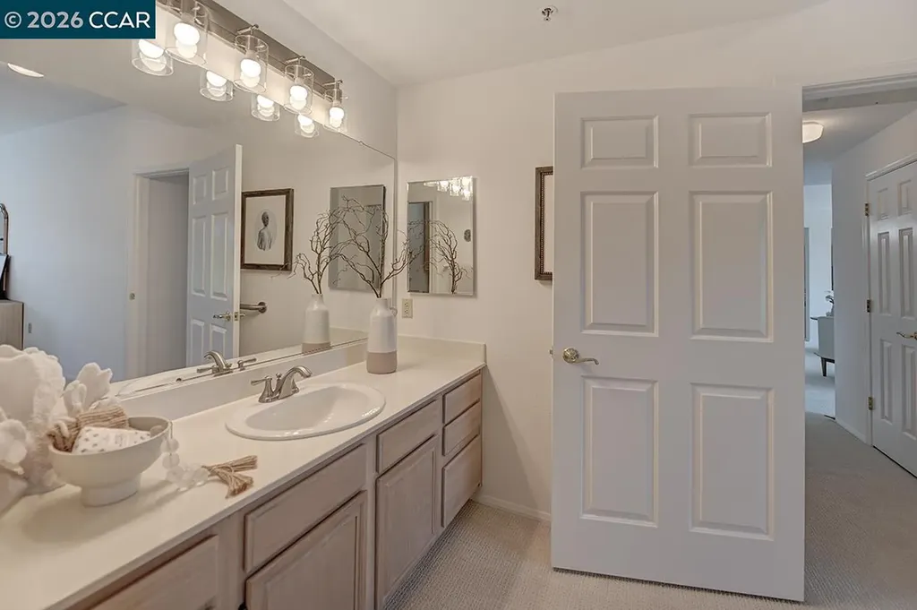 1860 Tice Creek Drive Walnut Creek CA 94595