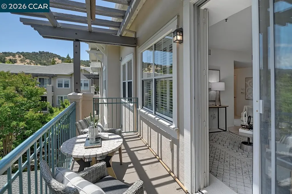 1860 Tice Creek Drive Walnut Creek CA 94595