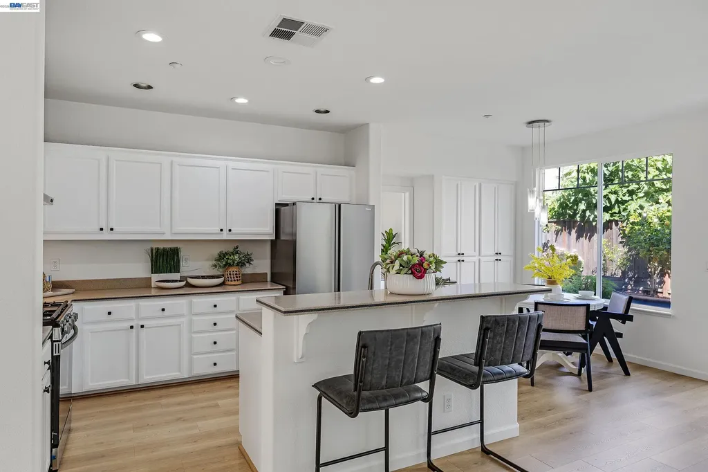 105 Chesapeake Drive Union City CA 94587