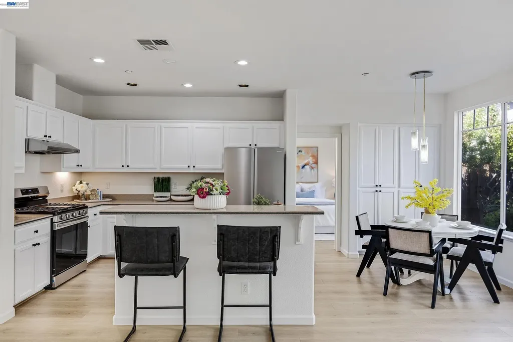 105 Chesapeake Drive Union City CA 94587