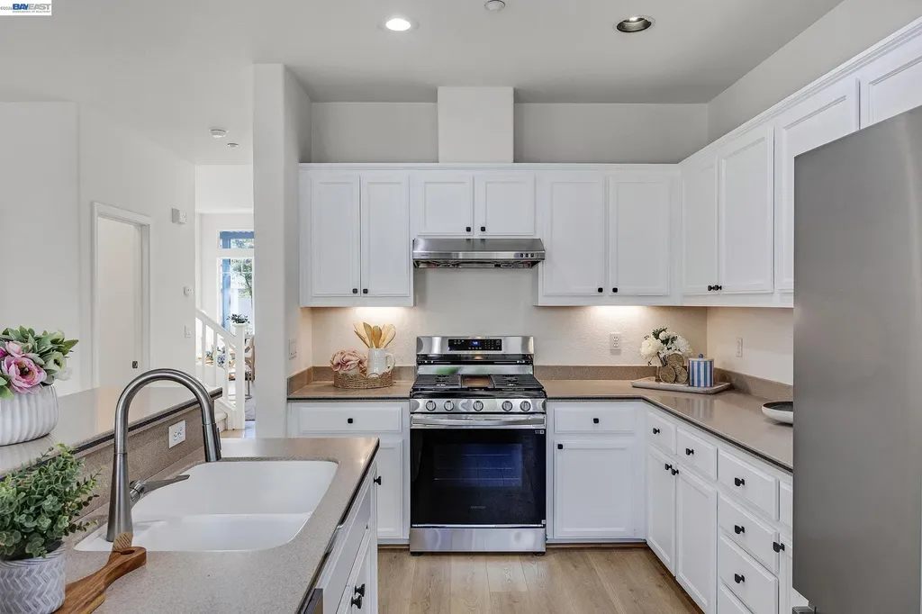 105 Chesapeake Drive Union City CA 94587
