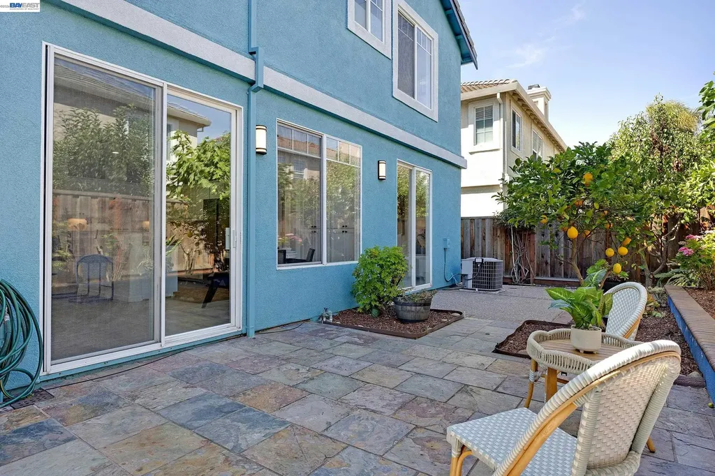 105 Chesapeake Drive Union City CA 94587