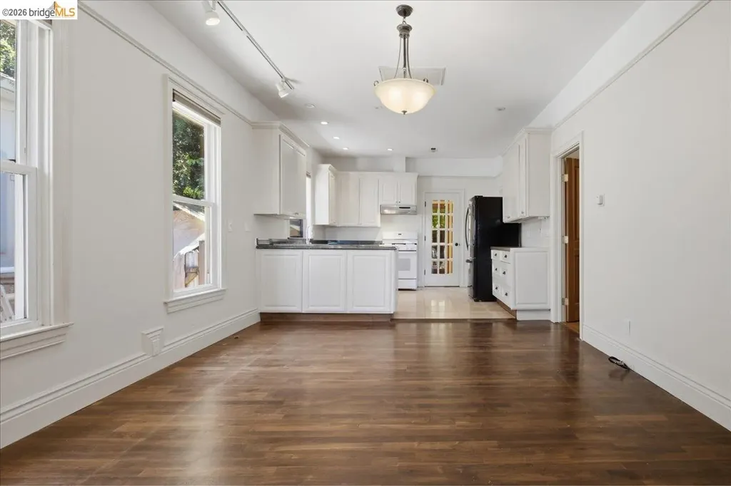 627 6th Street Vallejo CA 94590