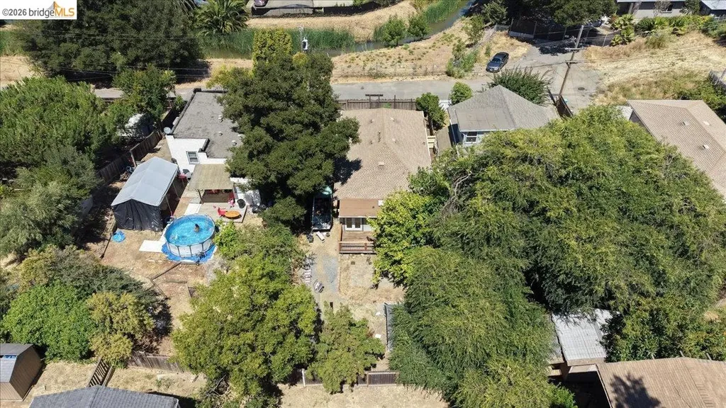 627 6th Street Vallejo CA 94590