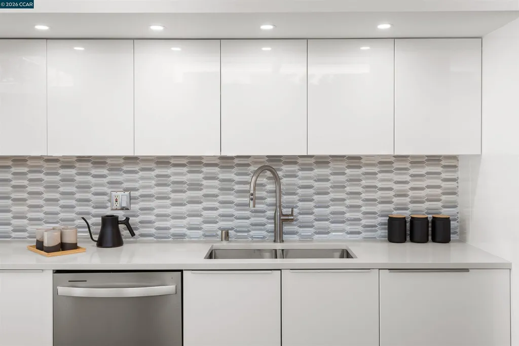 230 Santa Fe Drive Walnut Creek CA 94598