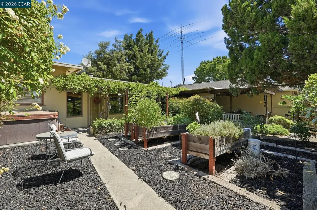 407 Harlow Drive Antioch CA 94509