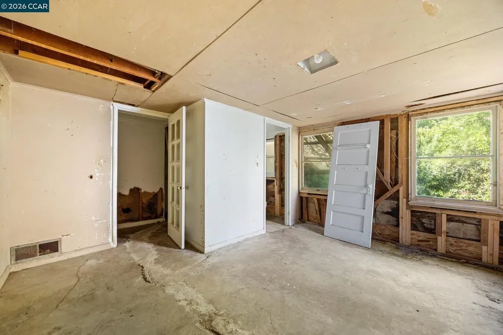 11 Edgecroft Road Kensington CA 94707