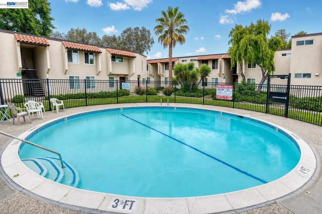 975 Murrieta Blve Livermore CA 94550