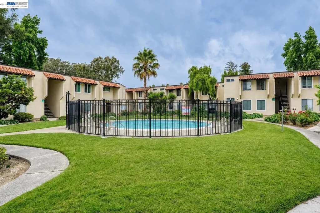 975 Murrieta Blve Livermore CA 94550