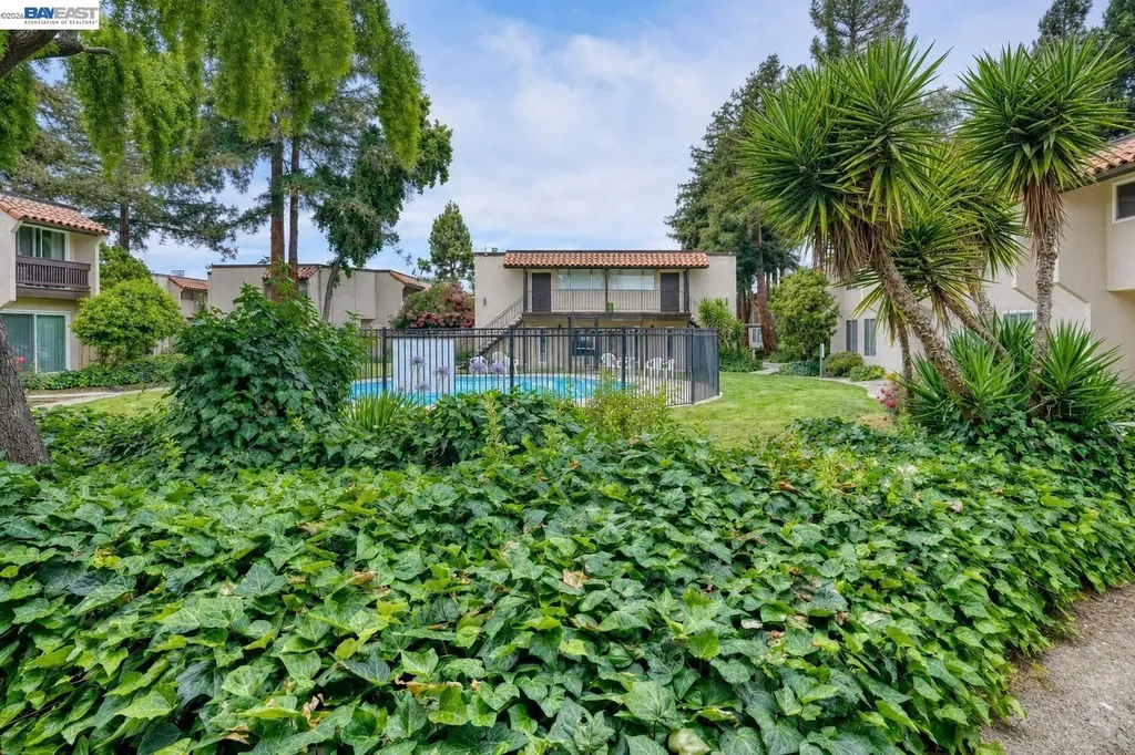 975 Murrieta Blve Livermore CA 94550