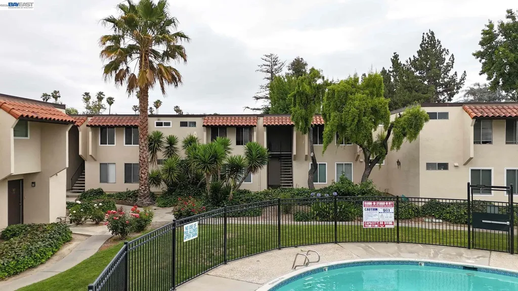975 Murrieta Blve Livermore CA 94550