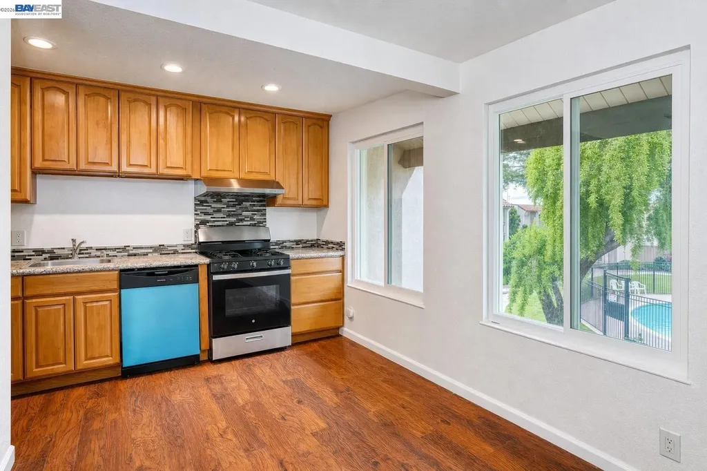 975 Murrieta Blve Livermore CA 94550