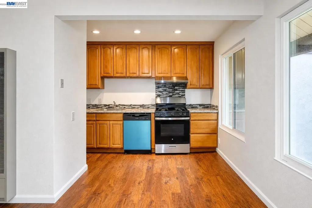 975 Murrieta Blve Livermore CA 94550