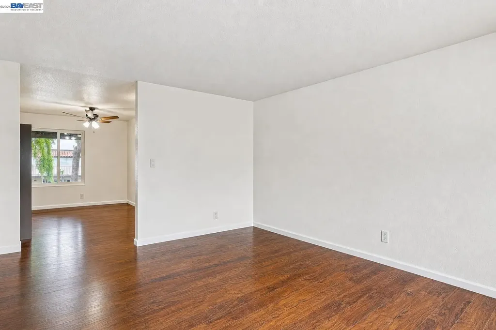 975 Murrieta Blve Livermore CA 94550