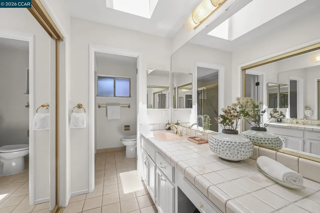 1085 Country Club Drive Moraga CA 94556