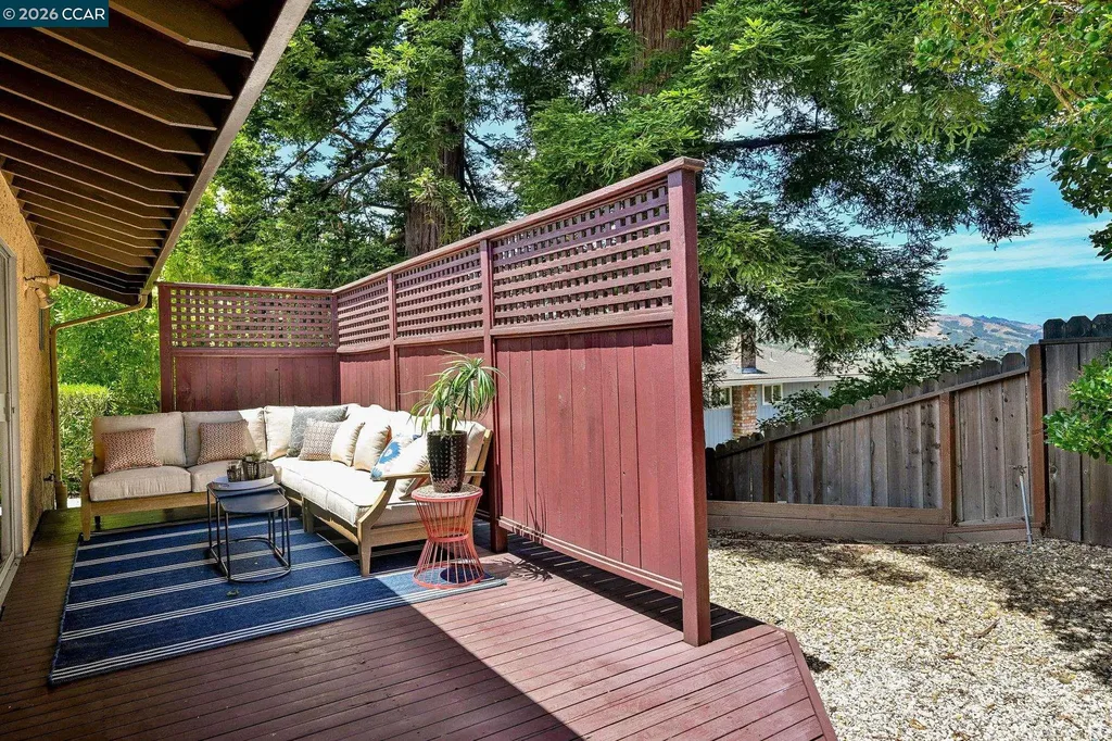 1085 Country Club Drive Moraga CA 94556