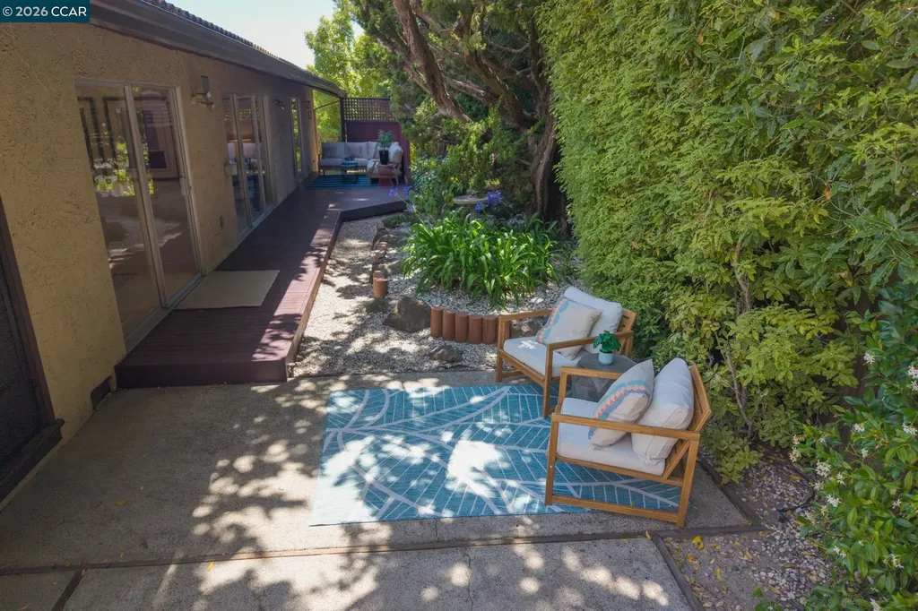 1085 Country Club Drive Moraga CA 94556