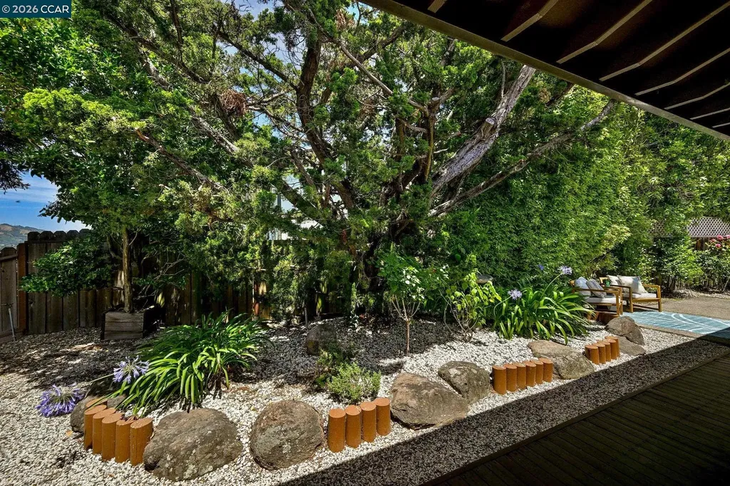 1085 Country Club Drive Moraga CA 94556