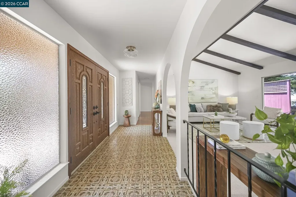 1085 Country Club Drive Moraga CA 94556