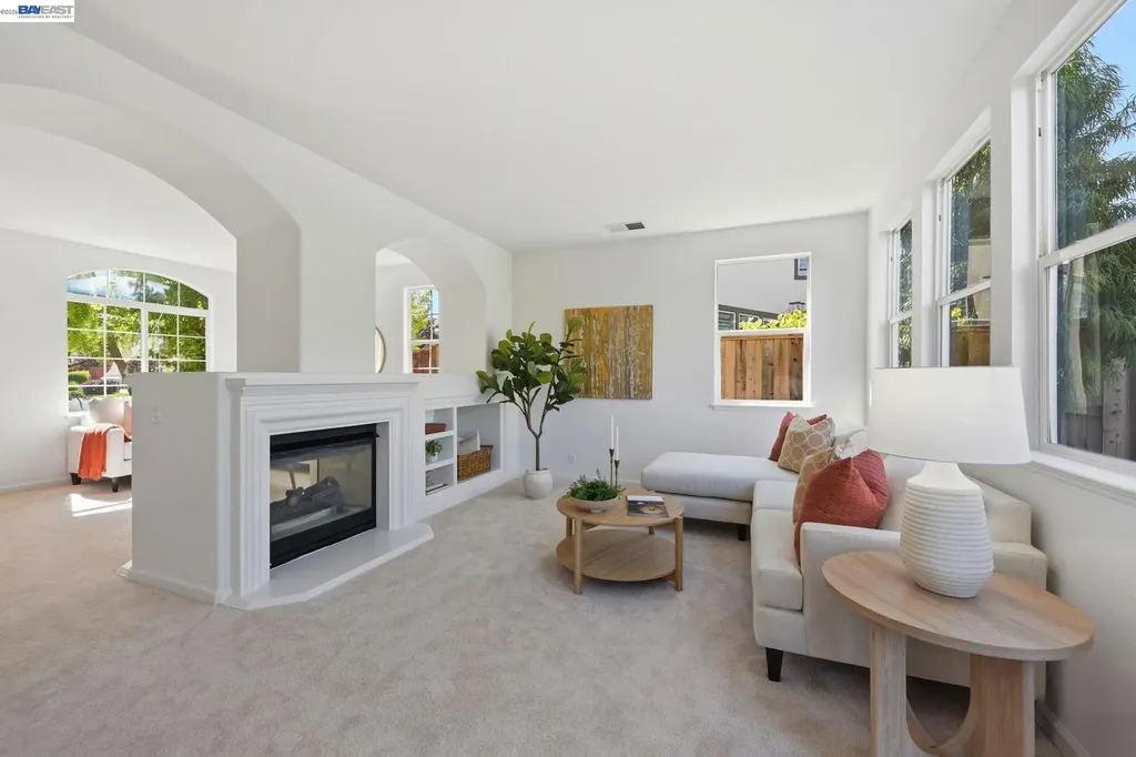 19475 Buren Place Castro Valley CA 94552