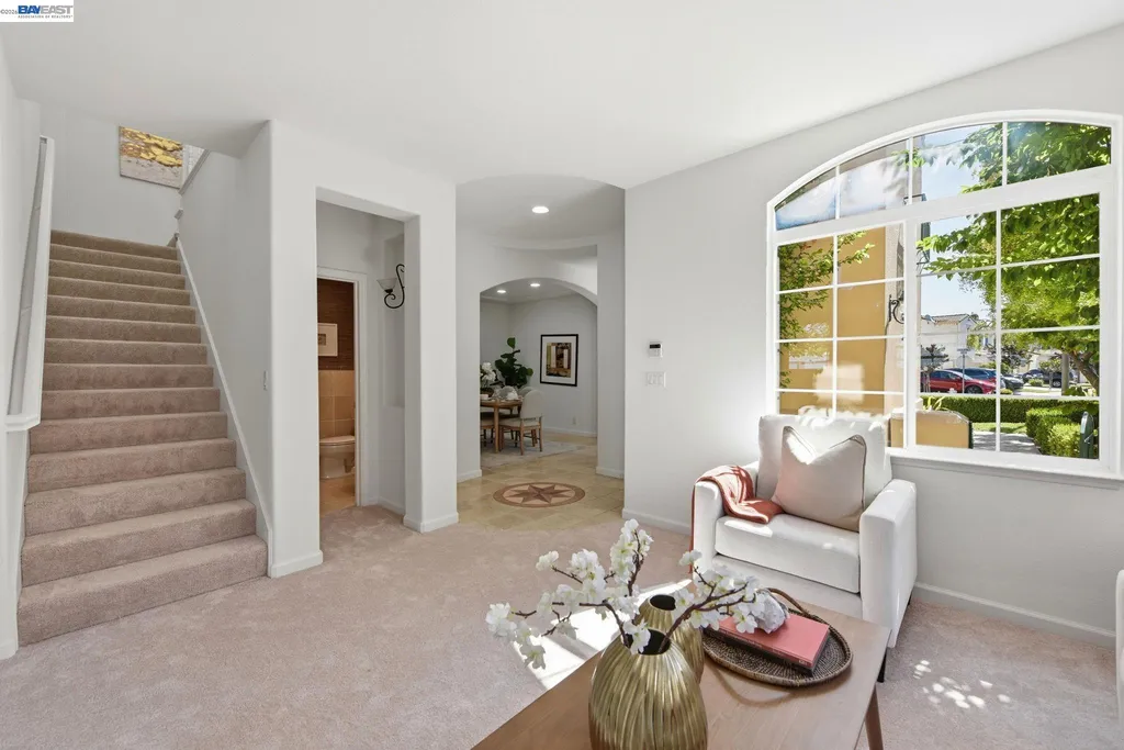 19475 Buren Place Castro Valley CA 94552