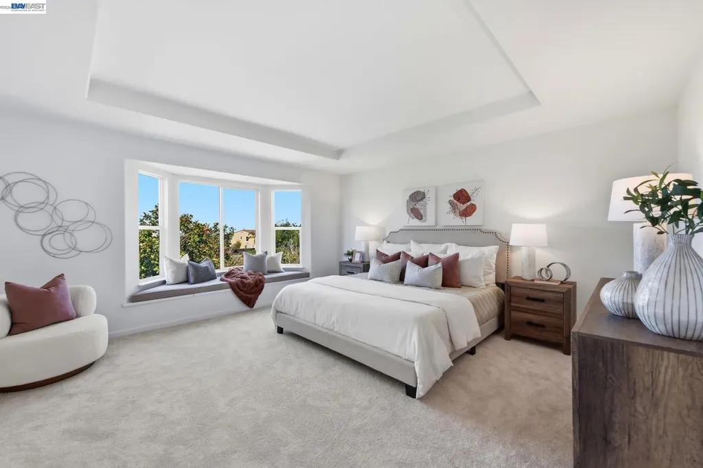 19475 Buren Place Castro Valley CA 94552