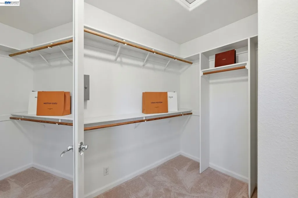 19475 Buren Place Castro Valley CA 94552