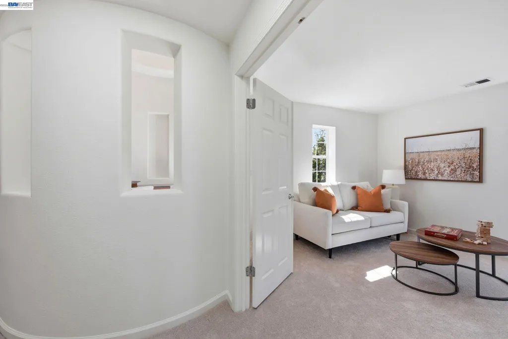 19475 Buren Place Castro Valley CA 94552