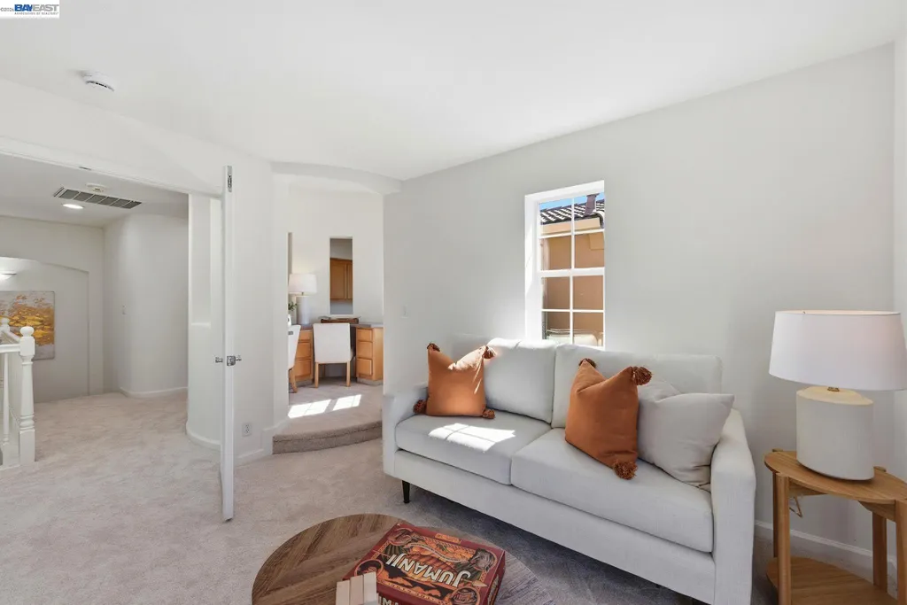 19475 Buren Place Castro Valley CA 94552
