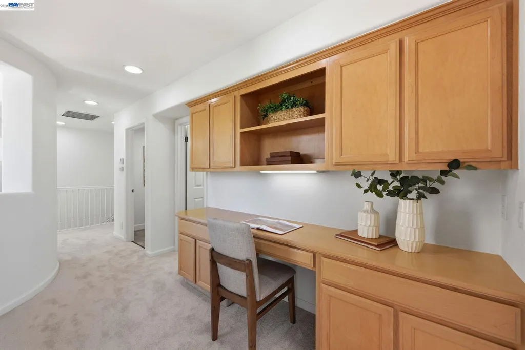 19475 Buren Place Castro Valley CA 94552