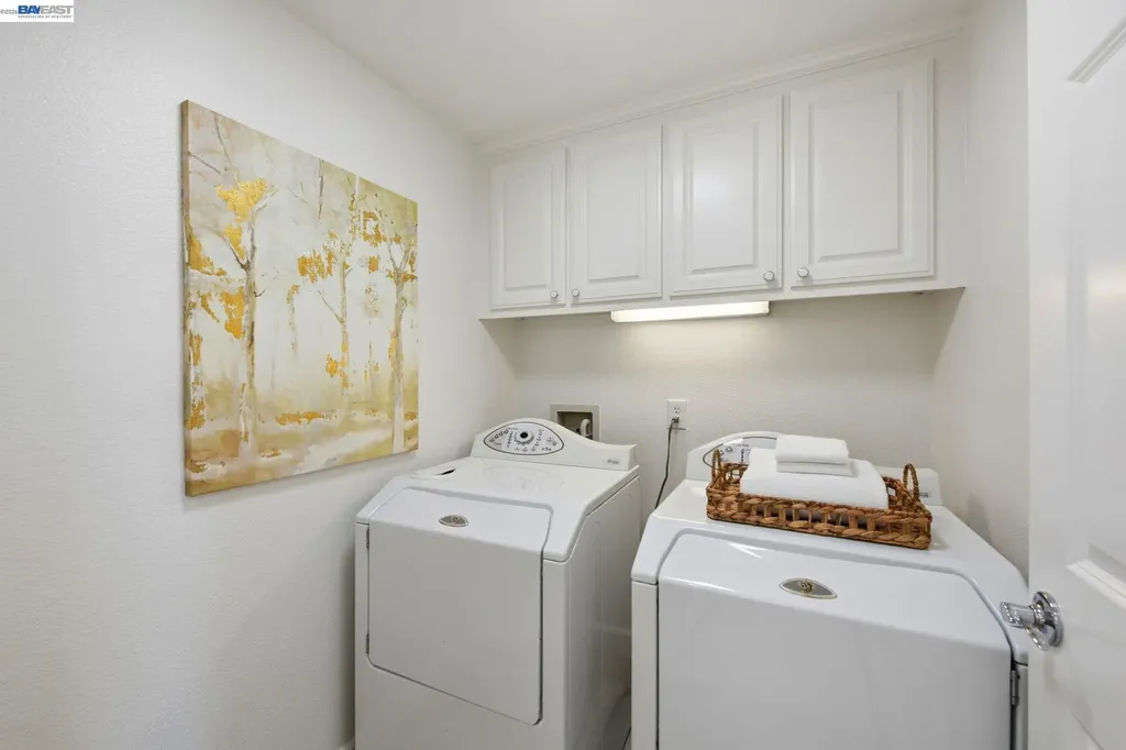 19475 Buren Place Castro Valley CA 94552