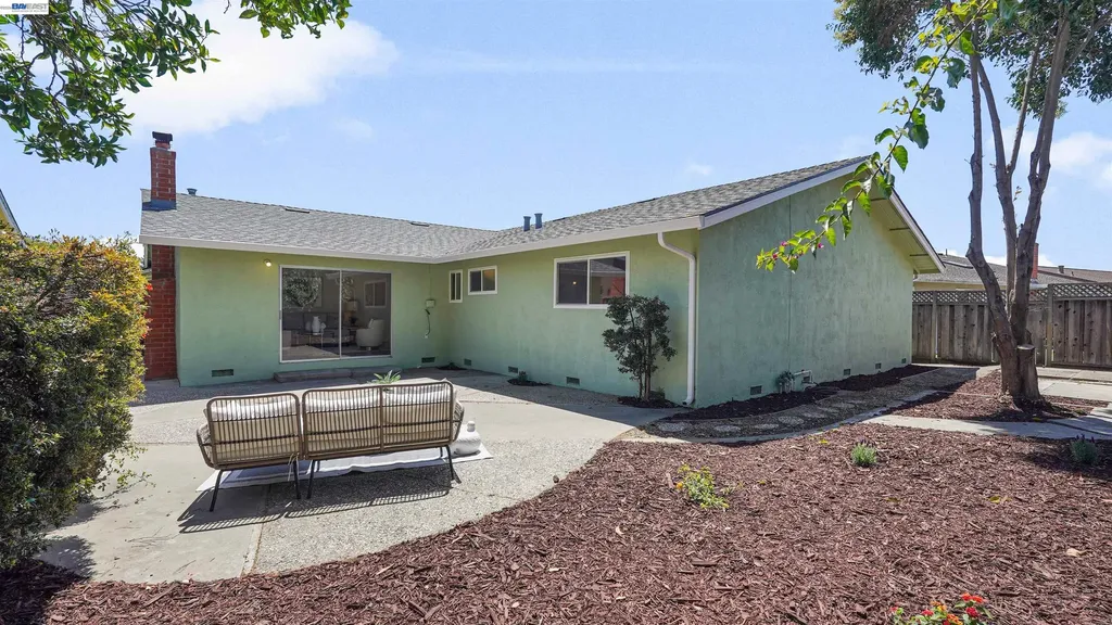 2435 Douglas Street Union City CA 94587