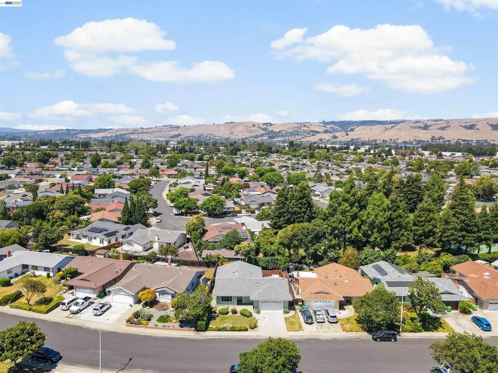 2435 Douglas Street Union City CA 94587