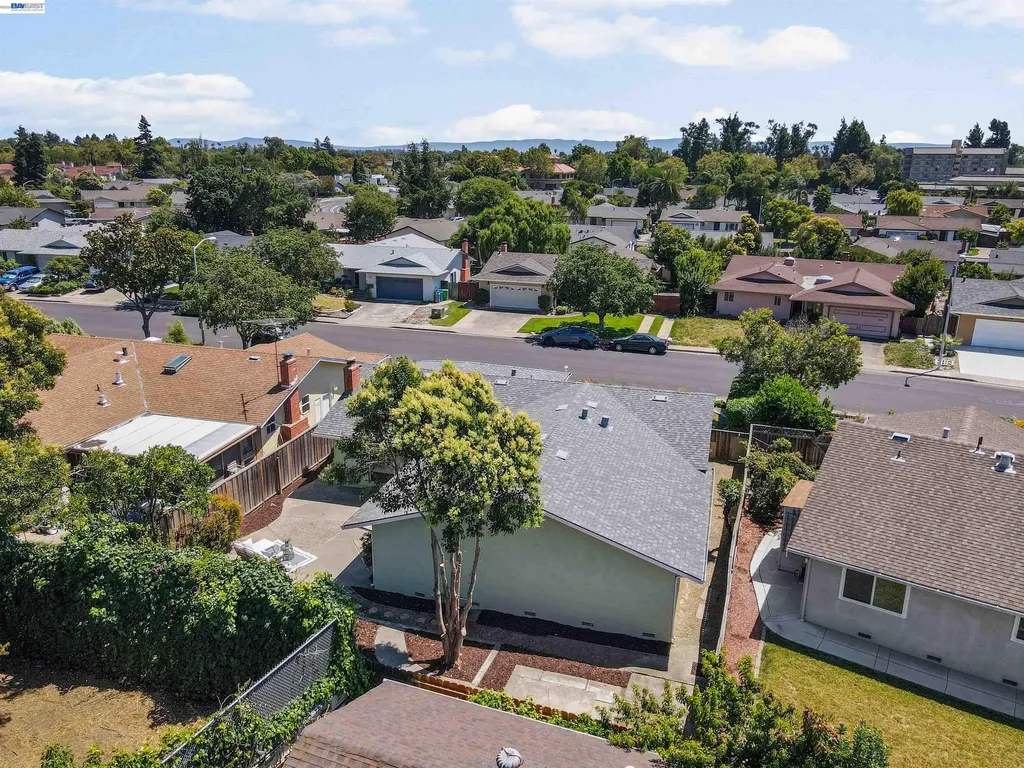 2435 Douglas Street Union City CA 94587