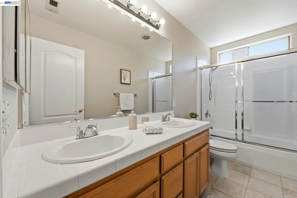 4929 Roselle Common Fremont CA 94536