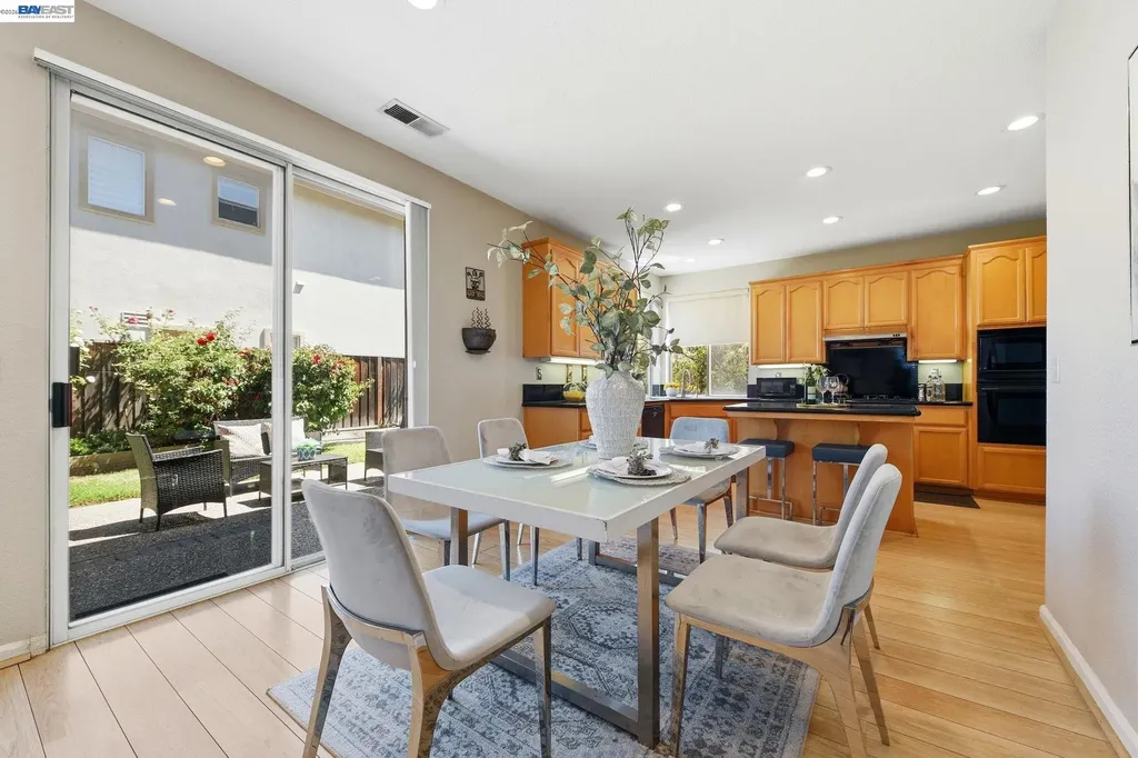 4929 Roselle Common Fremont CA 94536