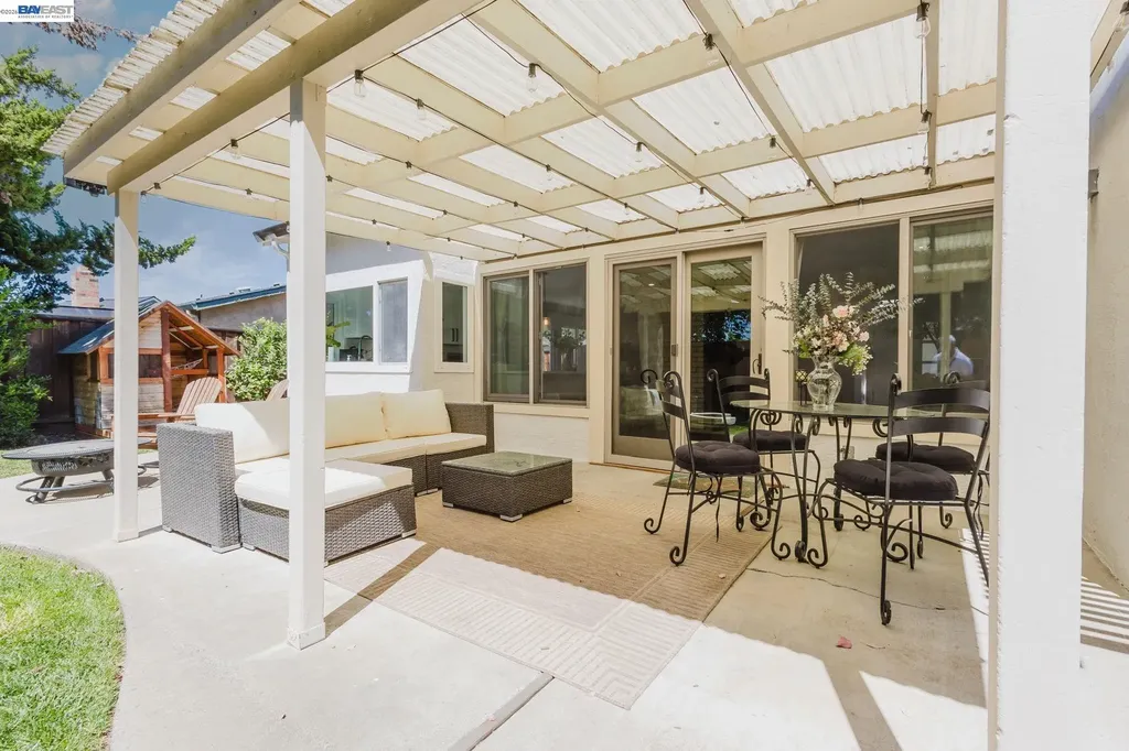 220 Yosemite Drive Livermore CA 94551
