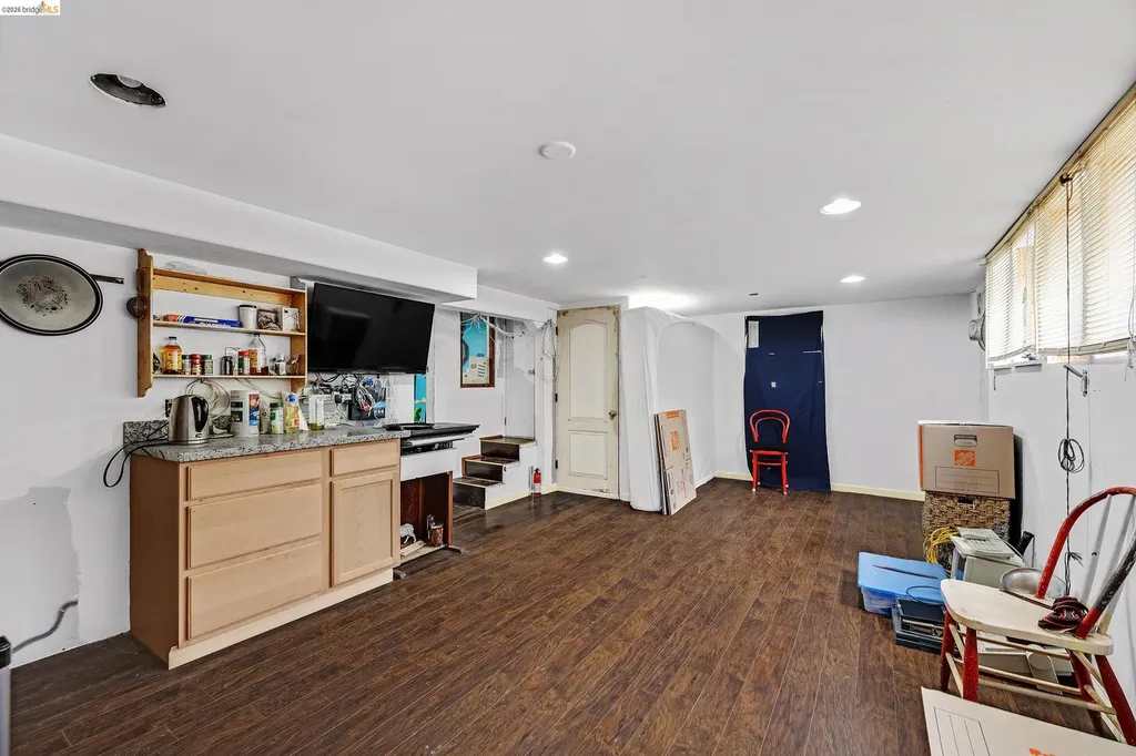 243 Nevada Avenue Richmond CA 94801