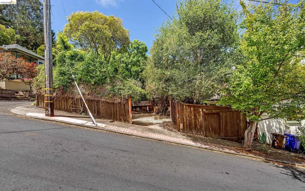 243 Nevada Avenue Richmond CA 94801