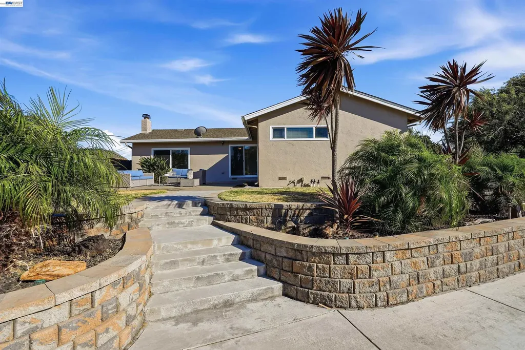 3 Lake Court Antioch CA 94509