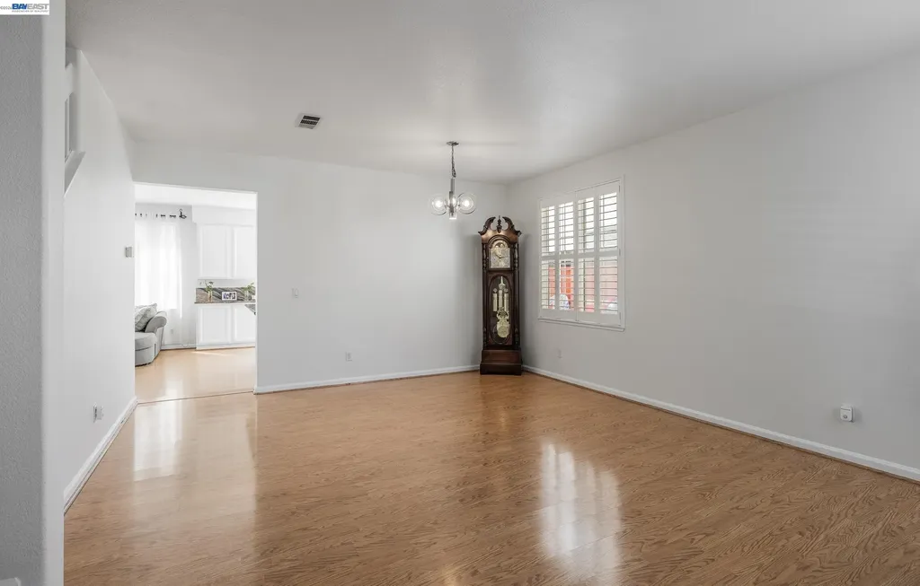 530 Spalding Street Hayward CA 94544