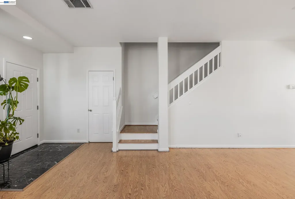 530 Spalding Street Hayward CA 94544