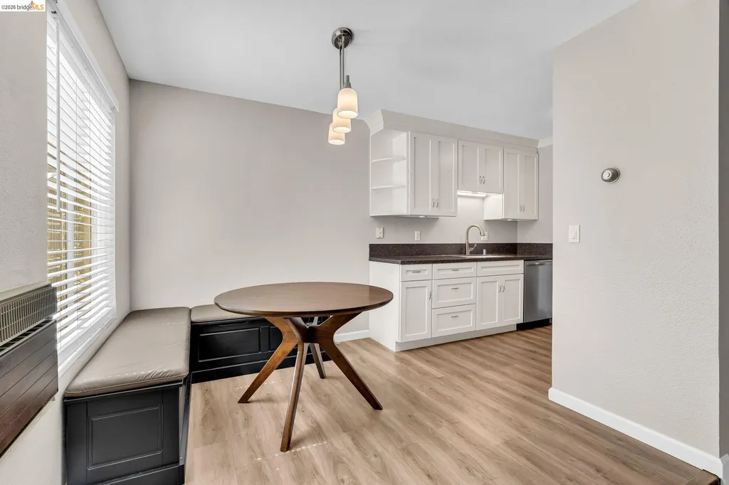 2562 Walnut Boulevard Walnut Creek CA 94596