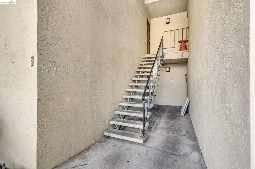 2562 Walnut Boulevard Walnut Creek CA 94596